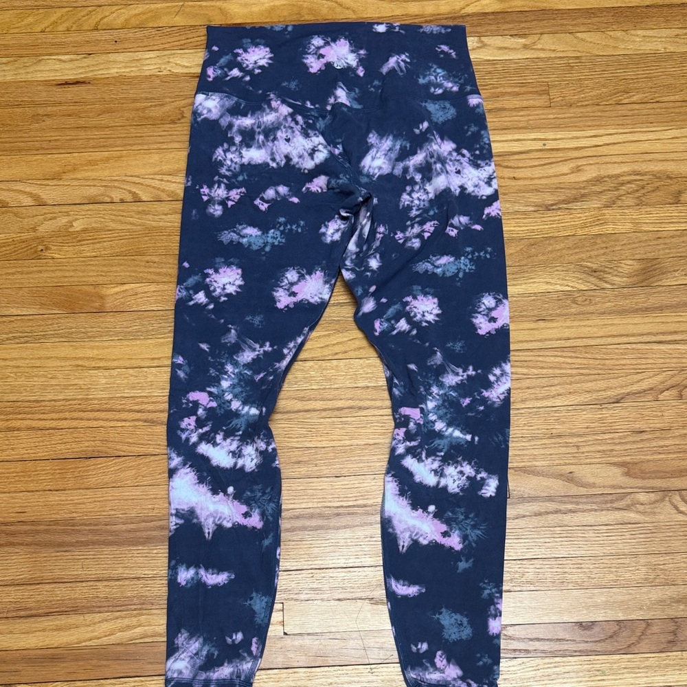 Women’s Lululemon Navy Tie-Dye Leggings with Purple Accents